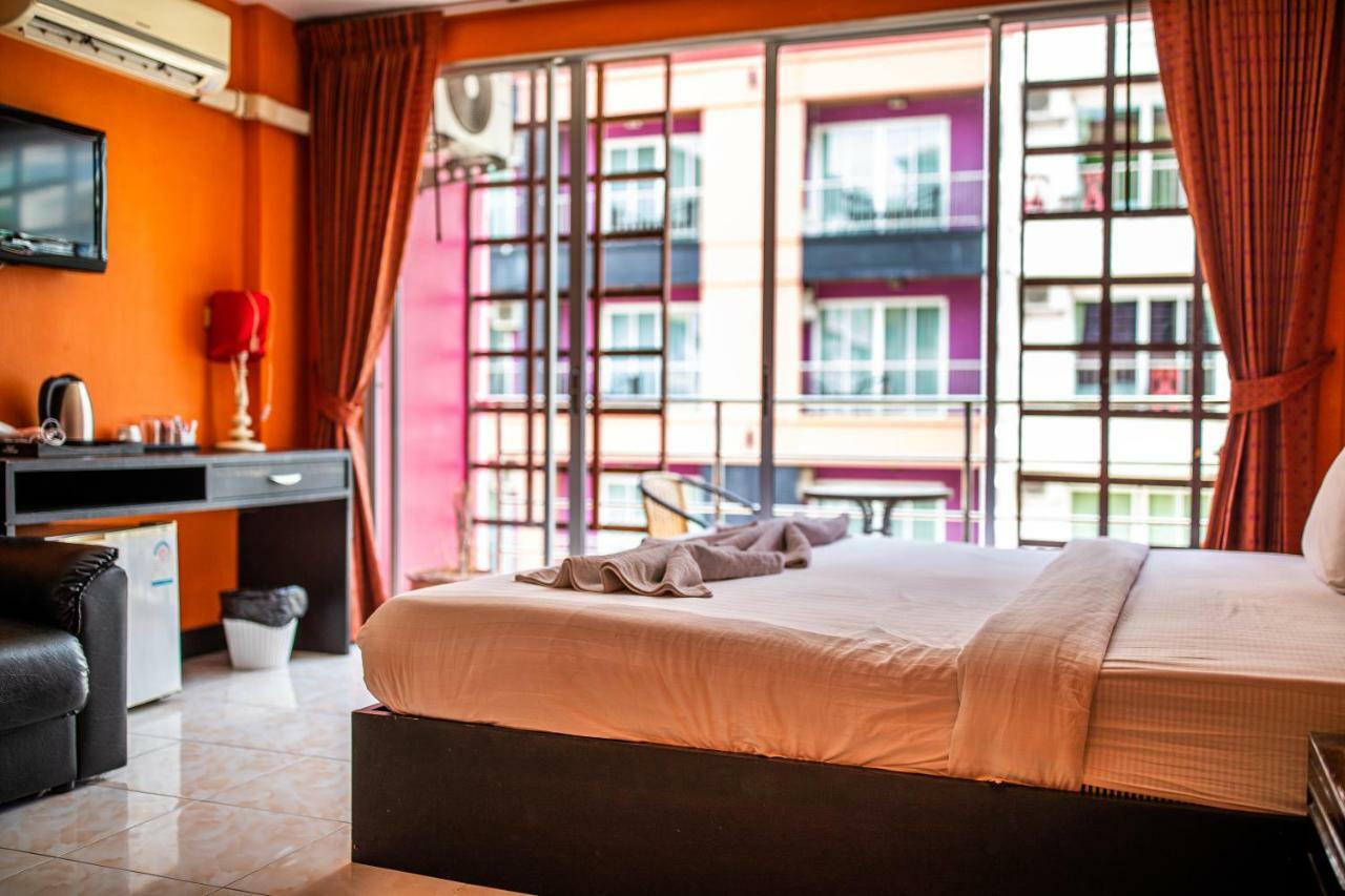 Hotel Cool Sea House Patong Exterior foto