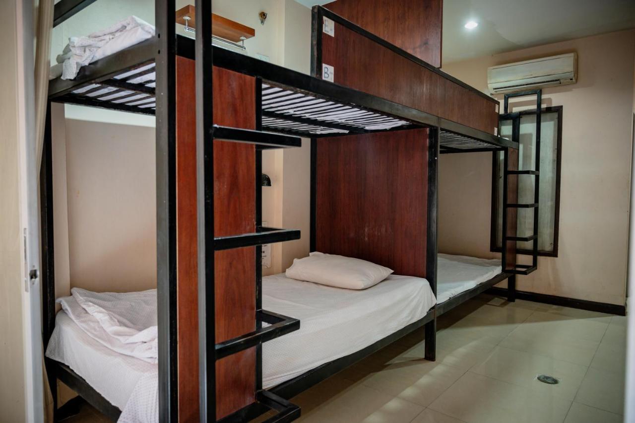 Hotel Cool Sea House Patong Exterior foto